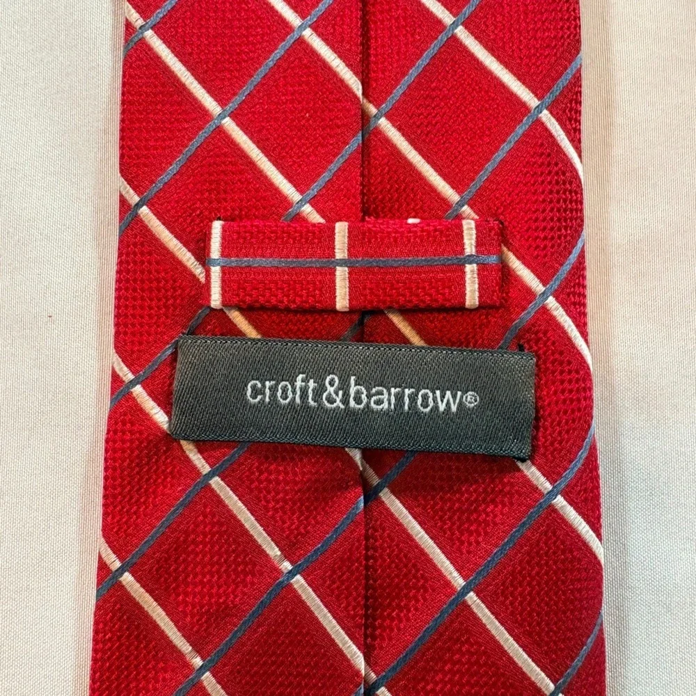 Croft & Barrow Necktie Mens Red Silk Grid Pattern Classic Business Formal Tie